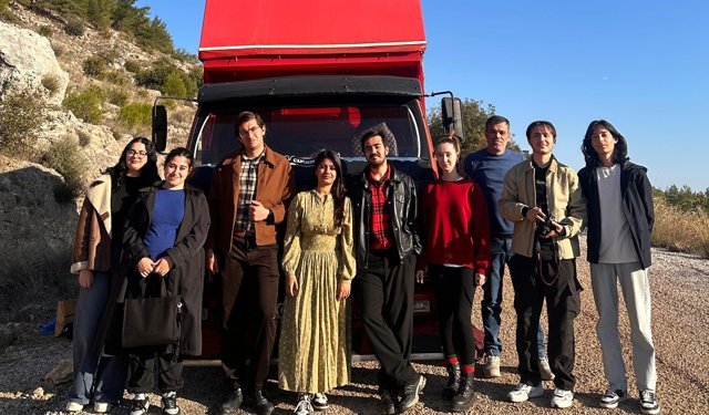 Teoriden pratiğe; film sahneleri yeniden hayat buluyor