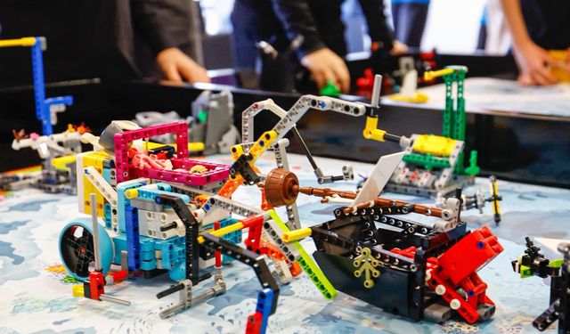 Bilim Kahramanları Yenişehir’de Buluşuyor: Genç Mucitler Sahne Alıyor