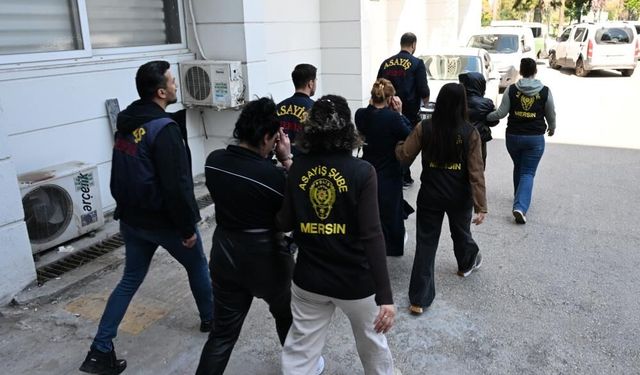 Mersin’de Maskeli Hırsızlara Operasyon! Minibüste Yakalandılar