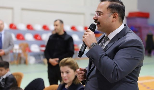 Altınözü Kaymakamı Şahin öksüz ve yetim çocuklarla iftarda buluştu