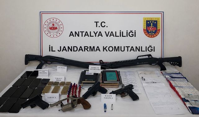 Antalya merkezli 3 ilde 'tefecilik' yapan ve 'suç gelirlerini aklayanlara' operasyon; 22 gözaltı (2)
