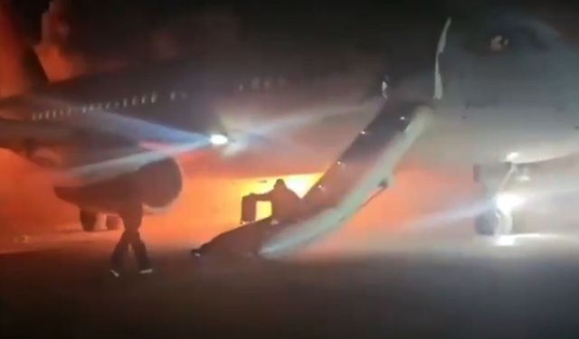 Antalya'da 'sabıkalı' uçağın sökümüne başlandı