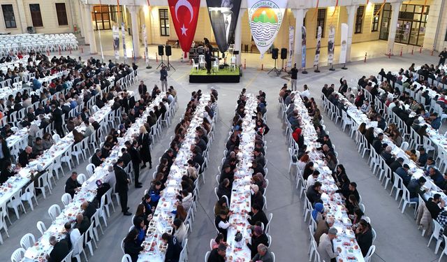Başkan Yıldız, çalışma arkadaşlarıyla iftar sofrasında buluştu