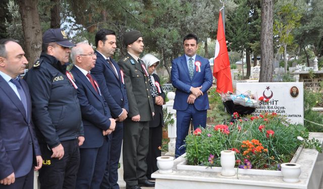 Çanakkale şehitleri törenle anıldı