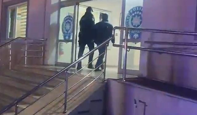 Firari hükümlü, çalıntı motosikletle gezerken yakalandı