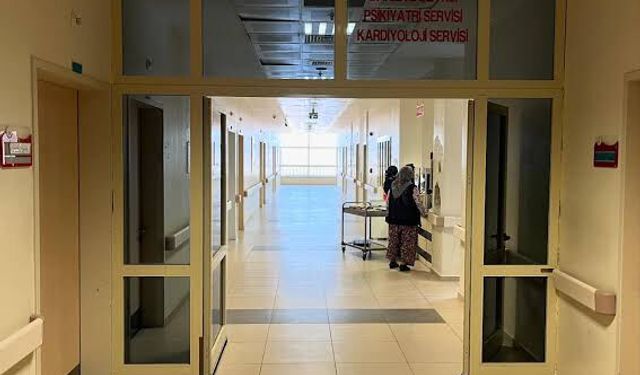 Hasta yakınları doktor ve hemşireye saldırdı