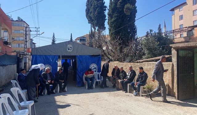 İran'da aracına İsrail füzesi isabet eden Türk TIR şoförü kurtarılamadı