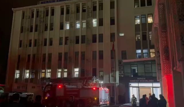 Mersin'de İl Emniyet Müdürlüğü ek binasında çıkan yangın söndürüldü