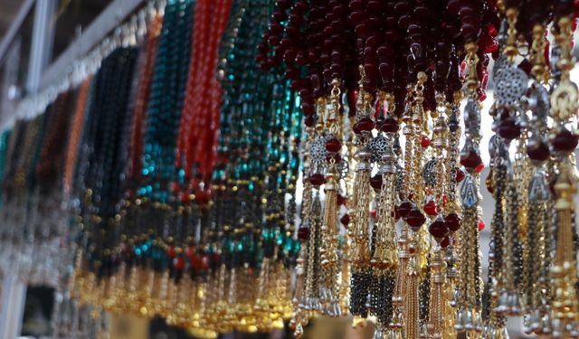 Mezatlarıyla ünlü tespihçilerden vergi denetimine destek