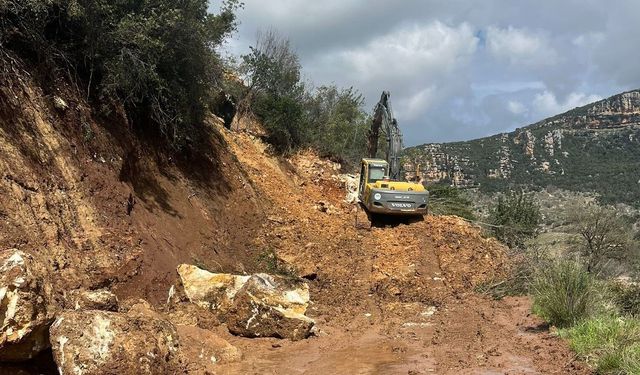 Toroslar Belediyesi kırsalda ulaşım güvenliğini artırıyor
