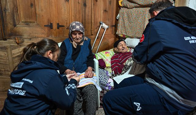 Mersin'de Evde Bakım Ekipleri Anamur’un En Uzak Mahallesine Ulaştı