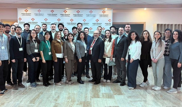 Adana'da yenidoğan cerrahisi kursu