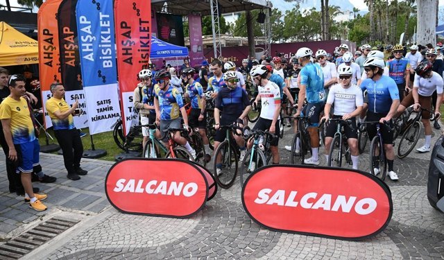 AKRA Gran Fondo Antalya ilk kez düzenlenen tırmanış etabıyla start aldı