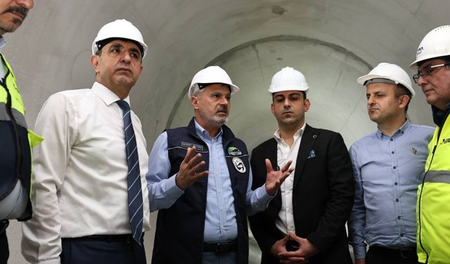 Başkan Öntürk'ten, Türkiye'nin en büyük atık su tünelinde inceleme