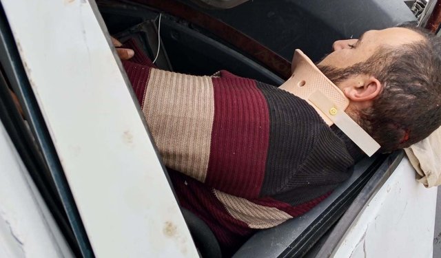 Elma yüklü çekici kanala devrildi: 1 yaralı