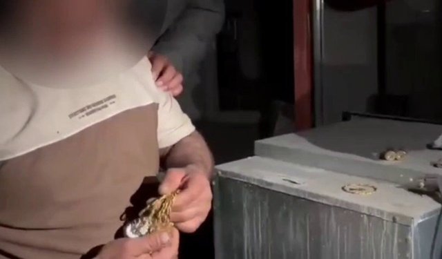 Hatay'da anne ile oğlu ölü bulundu (2)