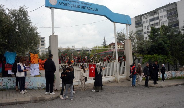 Okulda 9 kişiyi öldüren öğrenci, arkadaşlarına saldırı yapacağını söylemiş