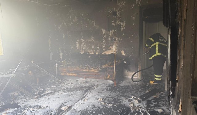 Reyhanlı'da ev yangını
