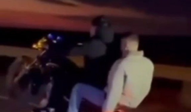Trafiği tehlikeye düşüren motosiklet sürücüsüne 45 bin lira ceza
