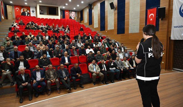 Yayladağı'nda 'narkorehber' eğitimi