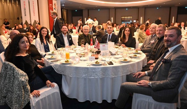 Zülfü Livaneli, ANSİAD'ın konuğu oldu