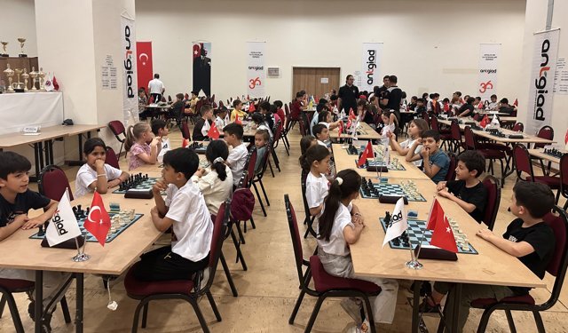 ANTGİAD 2. Ödüllü Satranç Turnuvası büyük heyecana sahne oldu