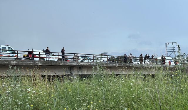 Hatay'da Asi Nehri taştı, sağanakta köprü ve yollar ile bir ev çöktü; 3 ölü, 3 yaralı, 2 kayıp (7)