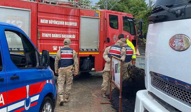 Hatay'da aşırı yağışla birlikte taşan dereler sele neden oldu
