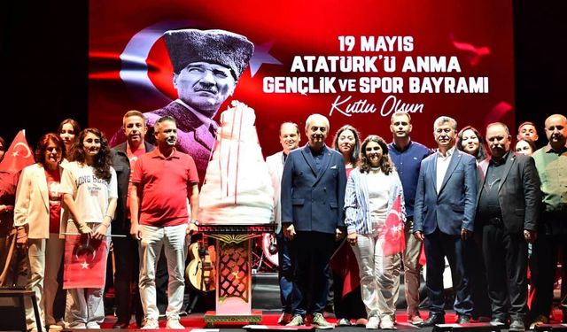 Kepez'de gençler 19 Mayıs'ı GençFest ile kutladı
