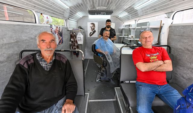 Mobil kuaför hizmeti bayram öncesinde yollarda