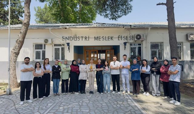 Osmaniye'de gençlere üretken yapay zekâ eğitimi