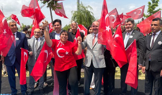 Osmaniye'de özel öğrencilerden özel gösteri