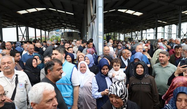 Osmaniye'den 238 hacı adayı kutsal topraklara uğurlandı