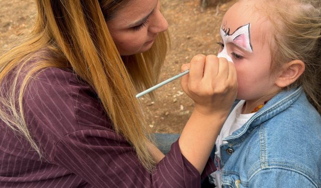 Sağlık çalışanları ve aileleri, 3 özel günü kutladı