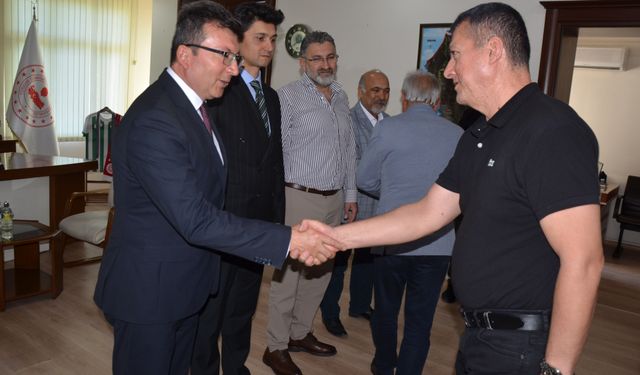 Serik'te protokol bayramlaştı