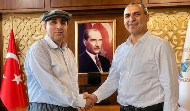 Silifke Kaymakamı Abdullah Aslaner’den Çiftçiler Günü’nde Samimi Görüntü