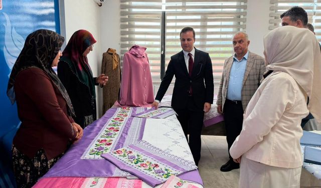 Ağlasun'da halk eğitim sergisi