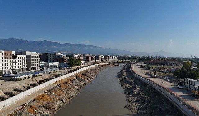 Asi Nehri Taşkın Koruma Tesisi inşaatında çalışmalar devam ediyor