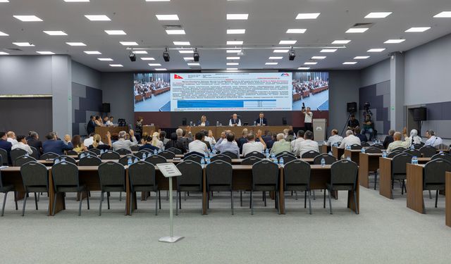 Büyükşehir belediye meclisi toplandı