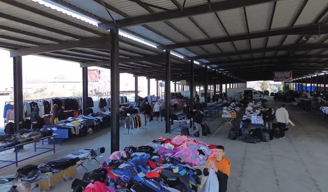 Hatay'da DOĞAKA desteğiyle semt pazarı açıldı