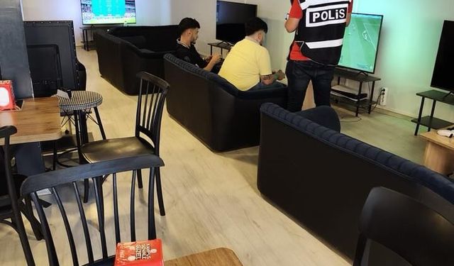 Hatay'da internet kafelere denetim