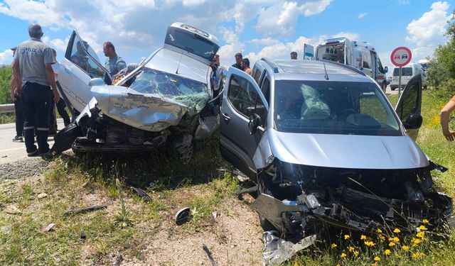 Isparta'daki kazada annenin ardından baba ile kızları da kurtarılamadı