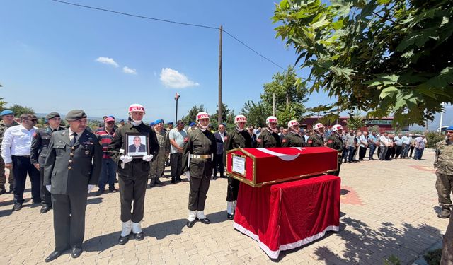 Kıbrıs gazisi son yolculuğuna uğurlandı