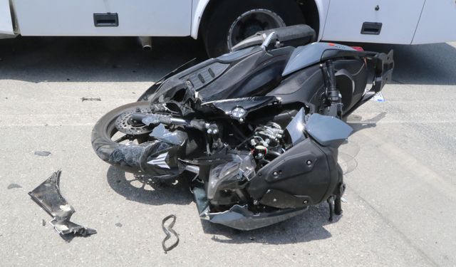 Lise öğrencisi motosiklet kazasında ağır yaralandı