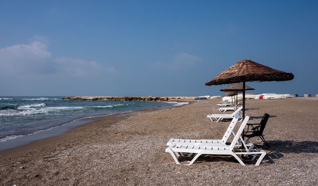 Mezitli Belediyesi'nden ücretsiz şezlong