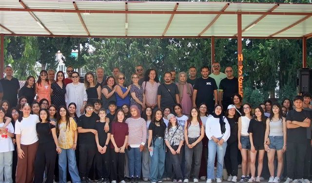 Öğrenciler, öğretmenleriyle moral buldu