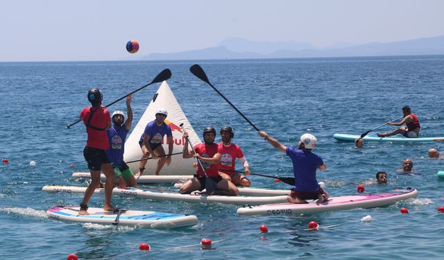 Red Bull Tahtada Kal etkinliği Antalya'da yapıldı
