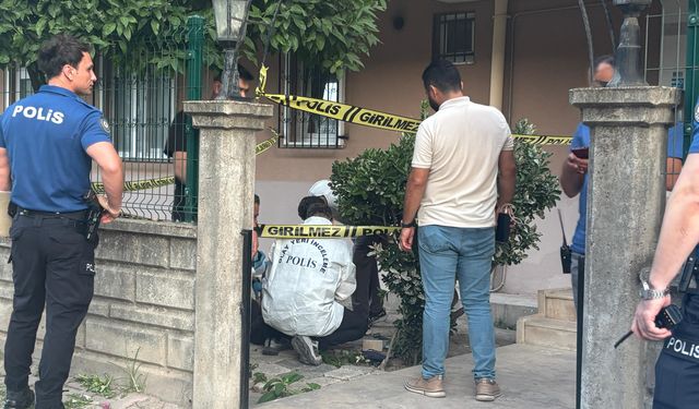 Rus turist bahçede ölü bulundu