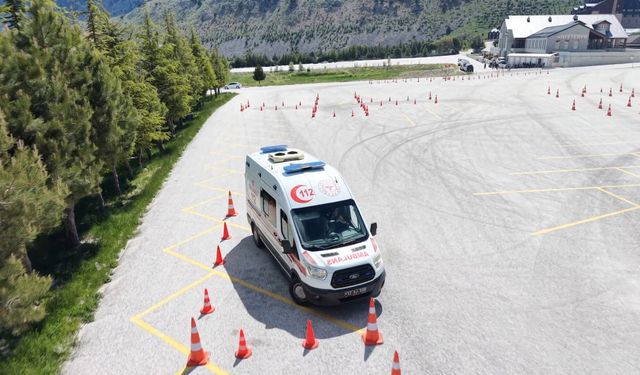 Sağlık personeline güvenli sürüş eğitimi