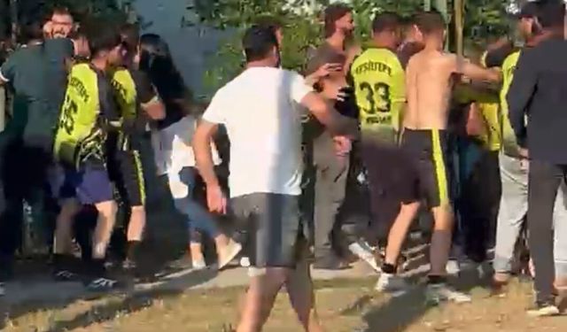 Tarsus'ta köyler arası futbol turnuvasında maç sonu kavgası
